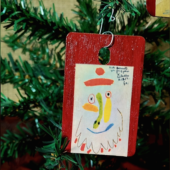 NEW Pablo Picasso Handcrafted 3 Piece Ornament Set! Santa! - Picture 5 of 6
